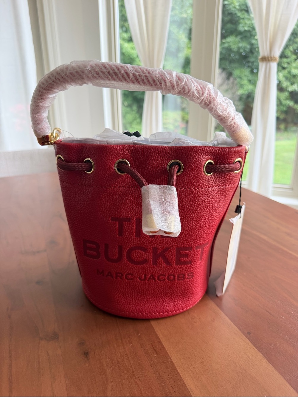 ❤️ NWT Marc Jacobs The Bucket Bag True Red Full Grain Leather • $395 MSRP - Picture 3 of 15